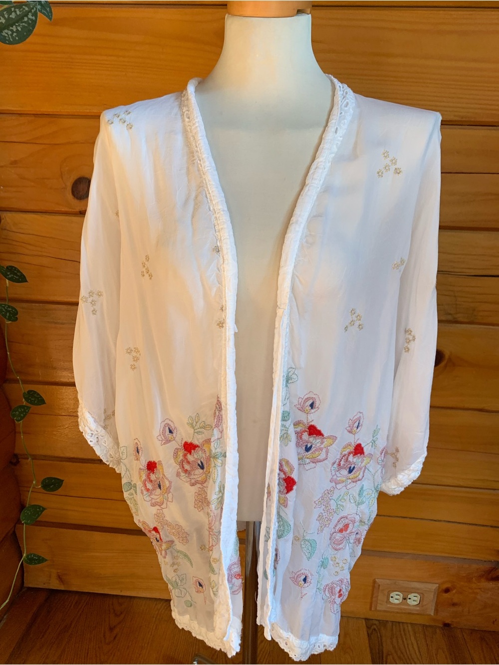 Johnny Was Embroidered Top Size S - Missing String